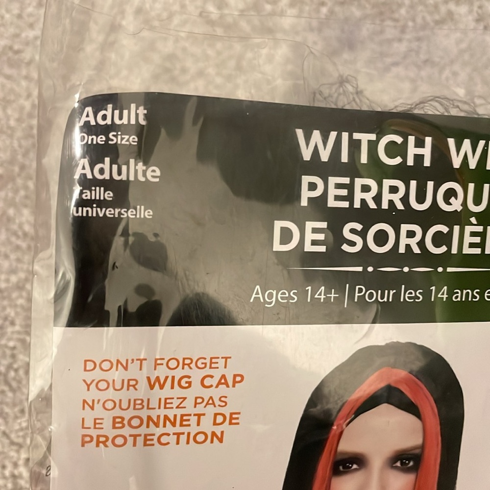 New Halloween witch wig - Picture 2 of 3